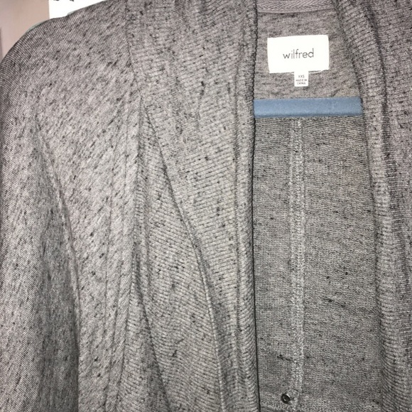 Aritzia Wilfred cardigan ! - Picture 1 of 2